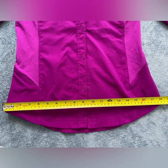 COLUMBIA Omni-Shade Sun Protection  Magenta Button Down Hiking Camping Shirt XS - Picture 13 of 15
